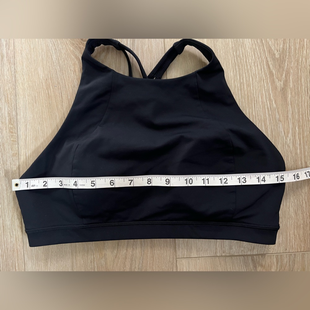 LULULEMON Free To Be Serene High Neck Sports Bra EUC - Picture 6 of 9